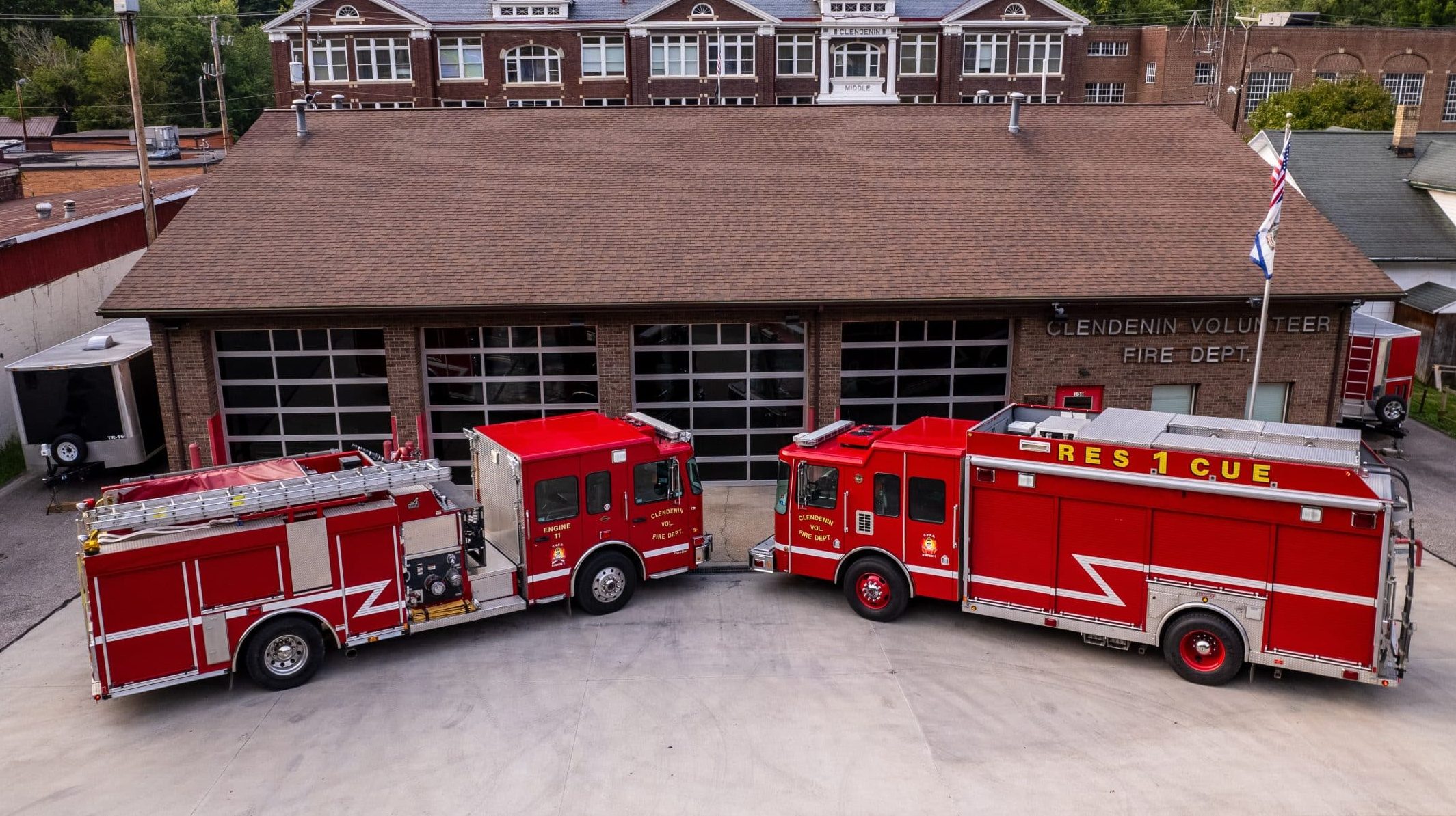 Enigne 1 and Rescue 1 .jpg